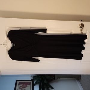 Nice basic long sleeve black dress